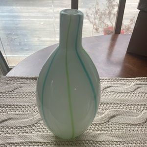 Glass vase